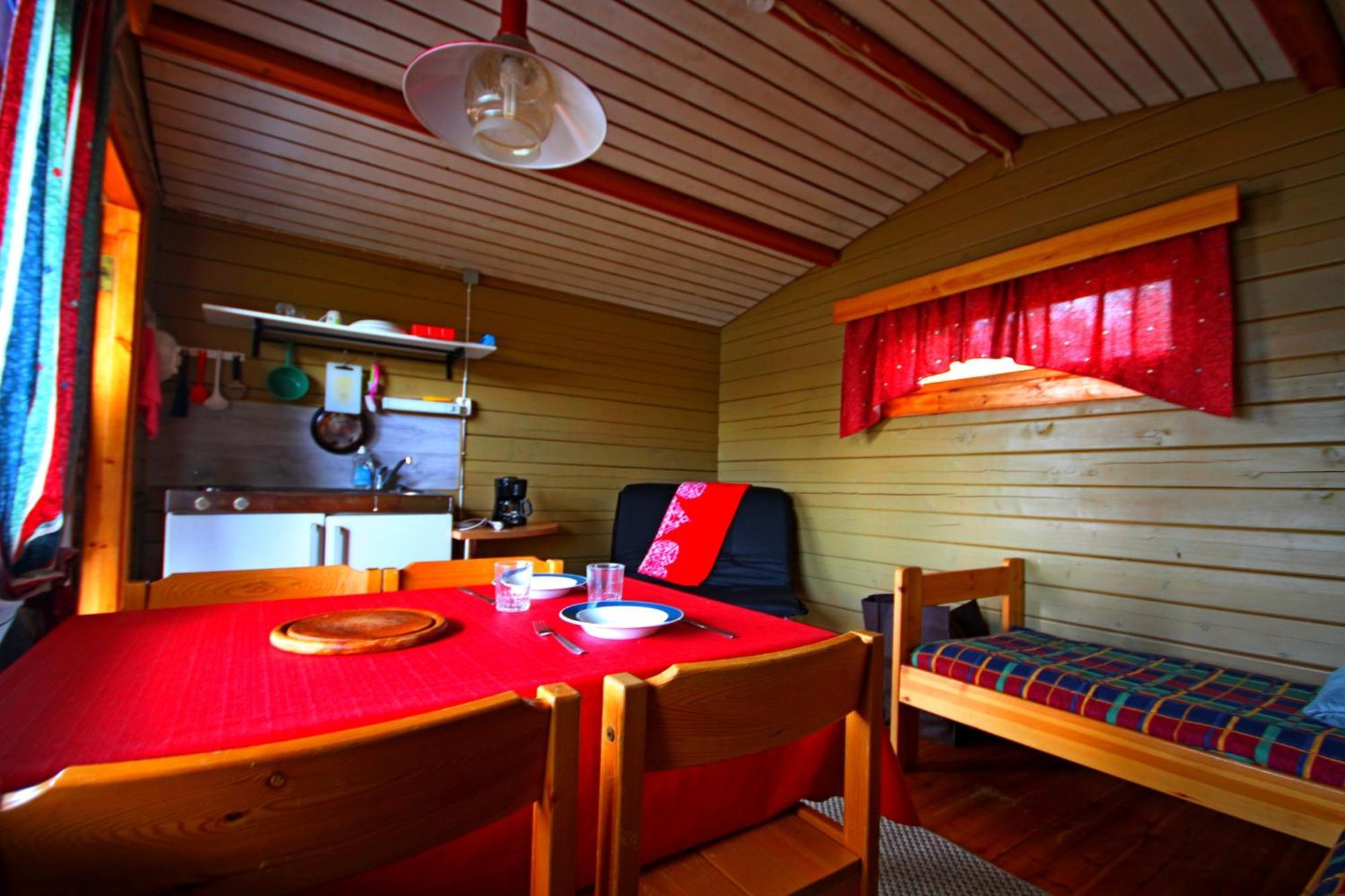 איבלו Ukonjaerven Holiday Village חדר תמונה